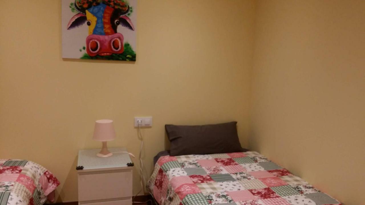 Apartamentos Ferran Paqui Roses Eksteriør billede